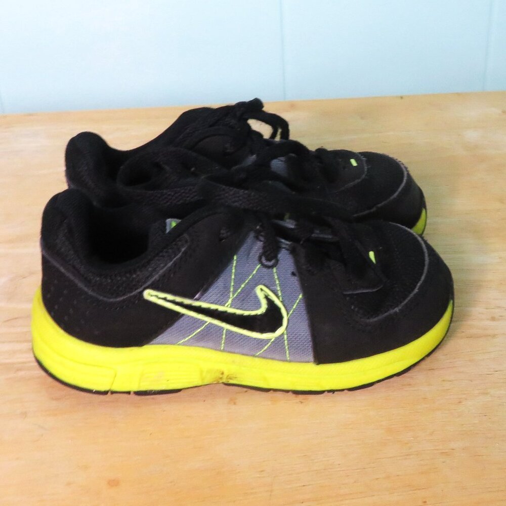 Nike T-Run 5 Sneakers Black Shoes Size 8C